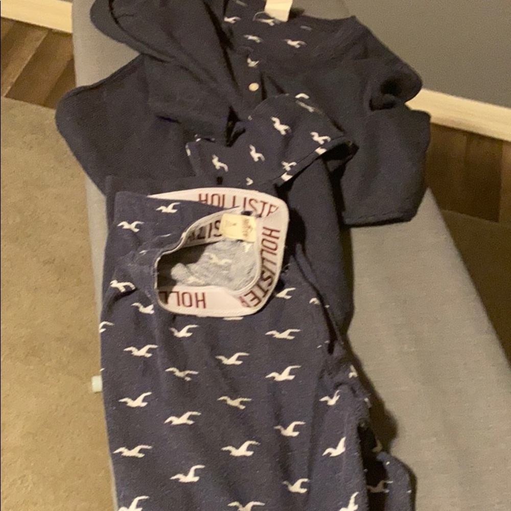 Hollister flannel set